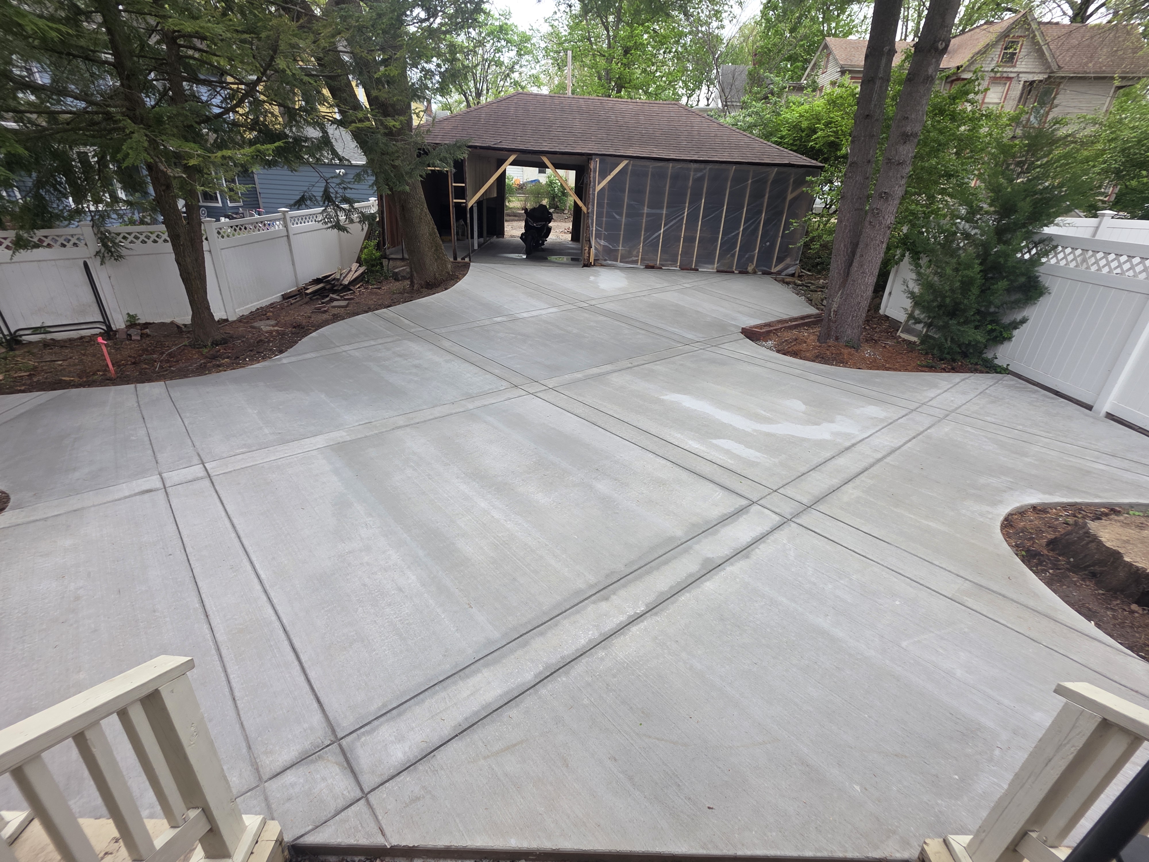 Concrete driveway design