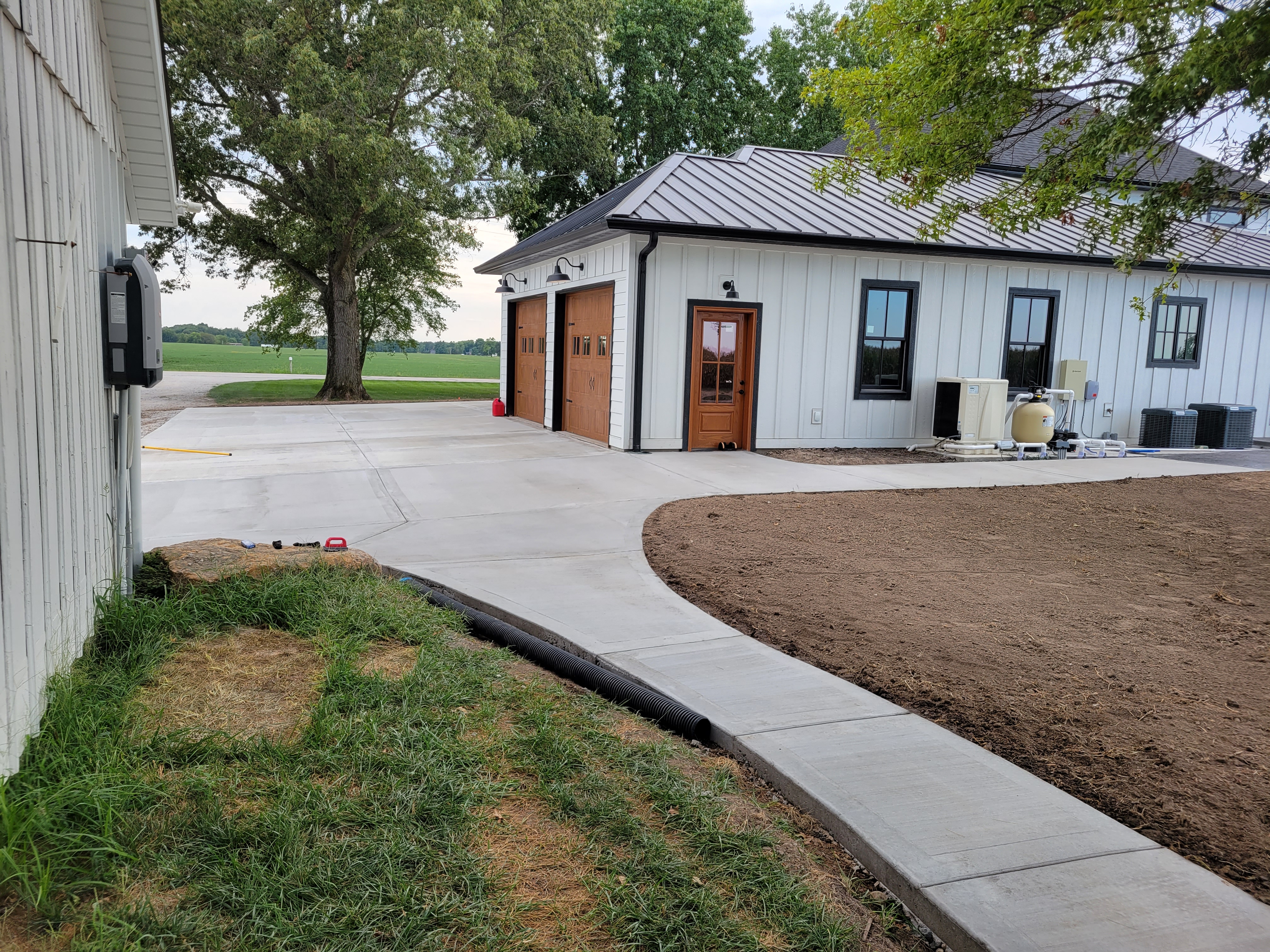 Custom driveway concrete